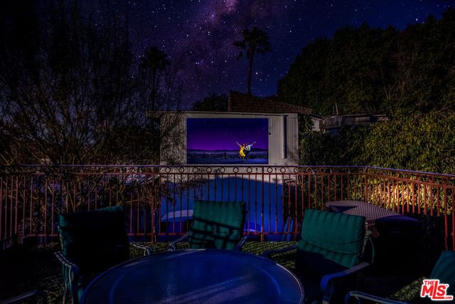 2420 Teviot Street, Los Angeles, CA 90039