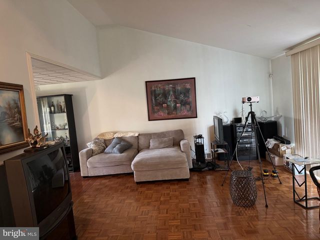122 POCASSET RD, Philadelphia, PA 19115