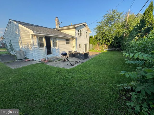 122 POCASSET RD, Philadelphia, PA 19115