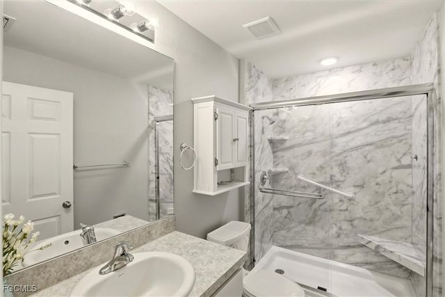 214 NE 24th TER, Cape Coral, FL 33909