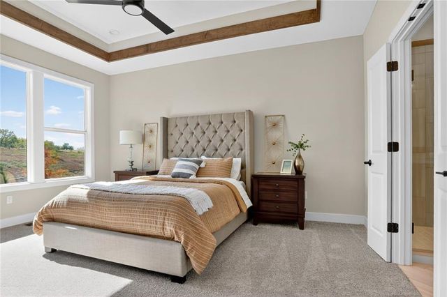 11546 S Olathe View Road, Olathe, KS 66061