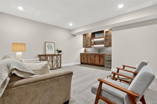 11546 S Olathe View Road, Olathe, KS 66061