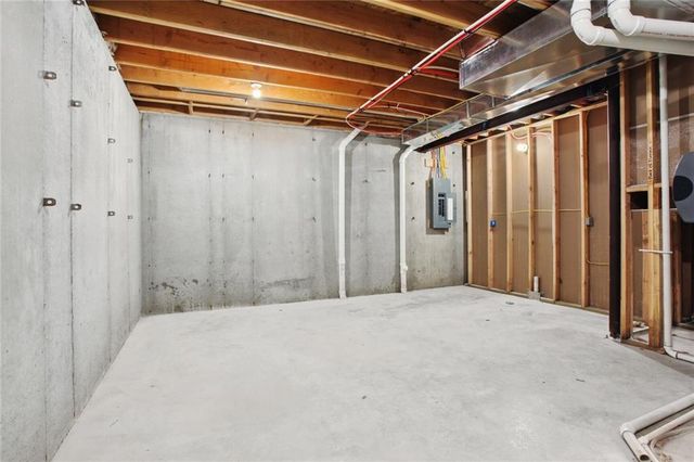 11546 S Olathe View Road, Olathe, KS 66061