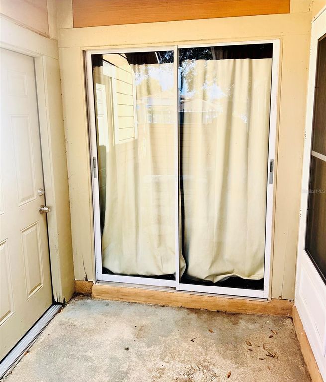 Image 17 of property listing at 1303 DUNHILL DRIVE, Longwood, FL 32750