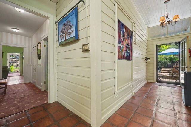 1407 Jackson Gate Rd, Jackson, CA 95642