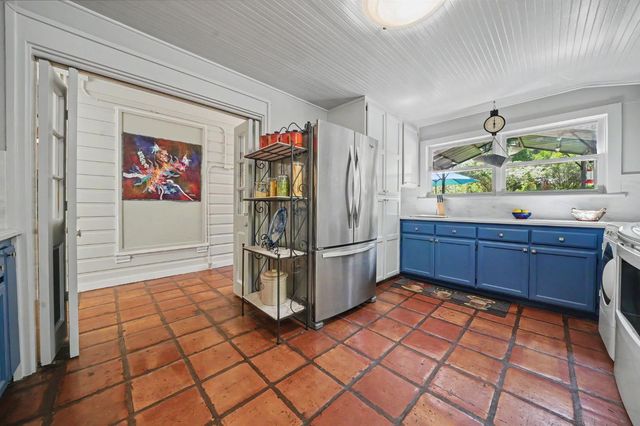 1407 Jackson Gate Rd, Jackson, CA 95642