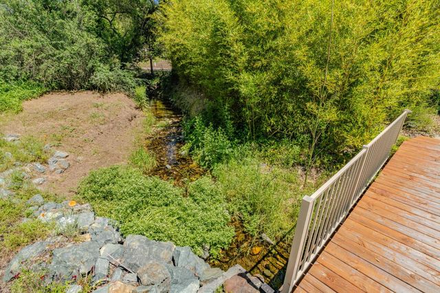 1407 Jackson Gate Rd, Jackson, CA 95642