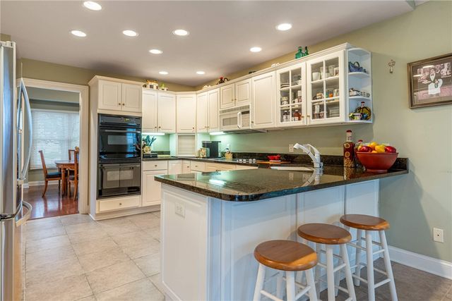 182 Barrington Village Drive, Beavercreek Twp, OH 45385