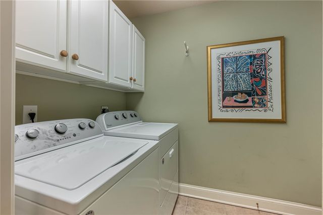 182 Barrington Village Drive, Beavercreek Twp, OH 45385