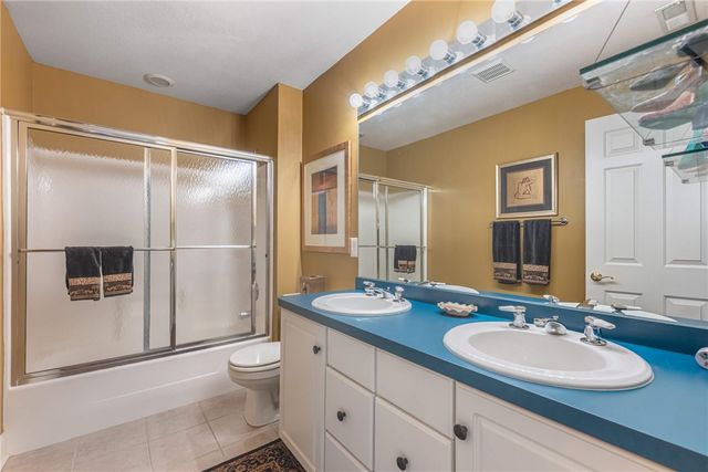 182 Barrington Village Drive, Beavercreek Twp, OH 45385