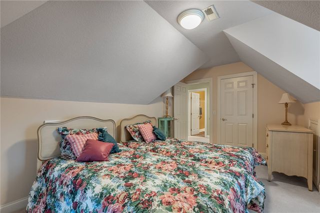 182 Barrington Village Drive, Beavercreek Twp, OH 45385