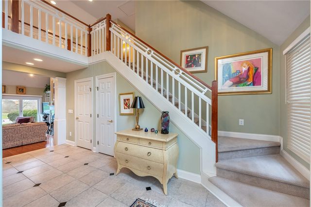 182 Barrington Village Drive, Beavercreek Twp, OH 45385