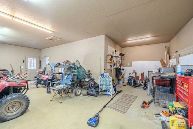 1934 Hog Creek Rd, Waynesboro, TN 38485