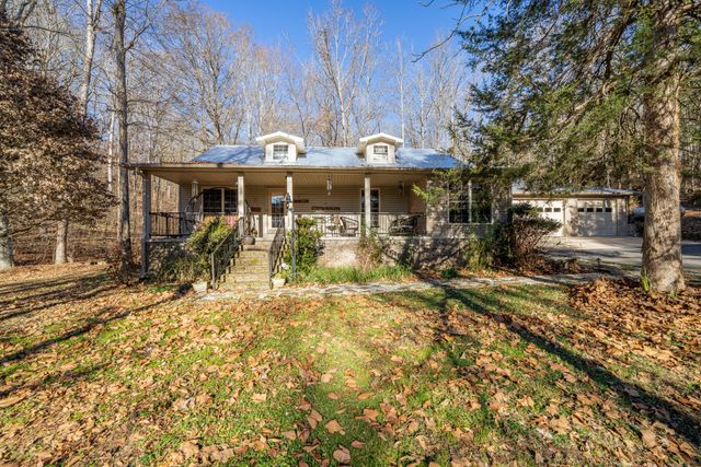 1934 Hog Creek Rd, Waynesboro, TN 38485