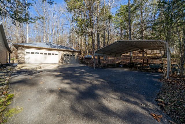 1934 Hog Creek Rd, Waynesboro, TN 38485