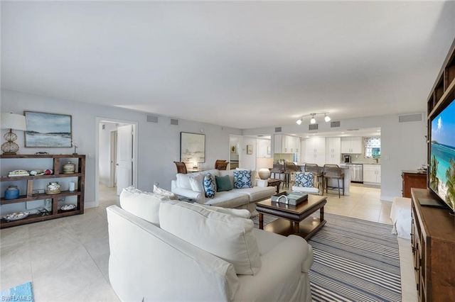 1011 Swallow AVE 105, Marco Island, FL 34145