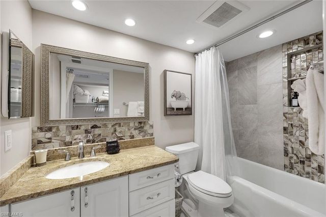 1011 Swallow AVE 105, Marco Island, FL 34145