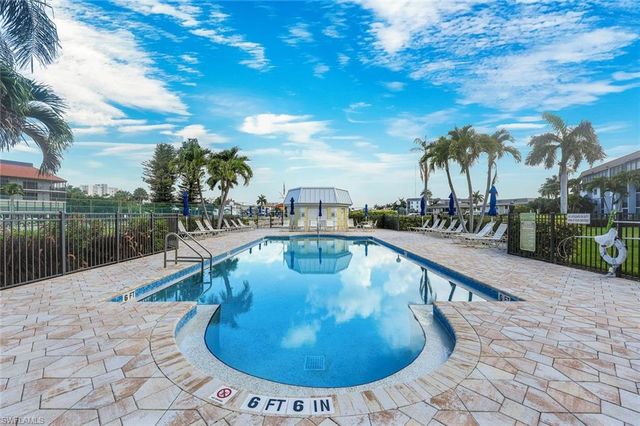 1011 Swallow AVE 105, Marco Island, FL 34145