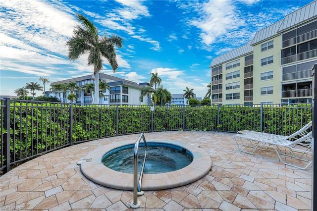 1011 Swallow AVE 105, Marco Island, FL 34145