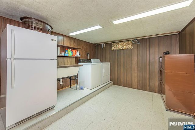 104 Oak Street, Dover Town, NJ 07801