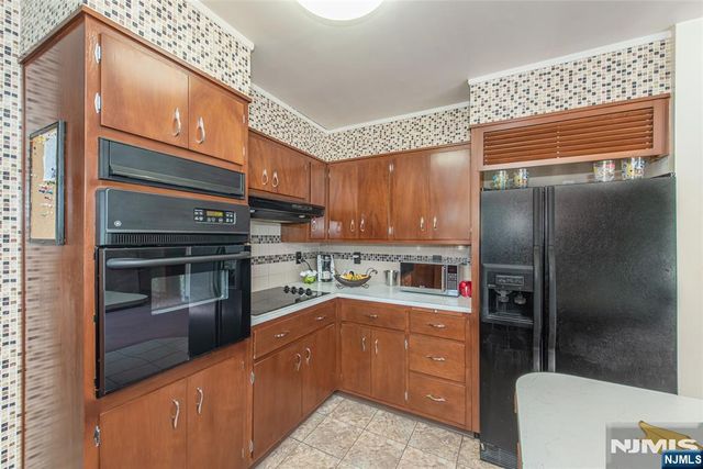 104 Oak Street, Dover Town, NJ 07801