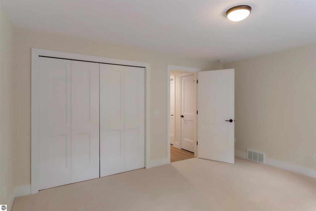 Image 31 of property listing at 1733 Linden Avenue # 17, Traverse City, MI 49686