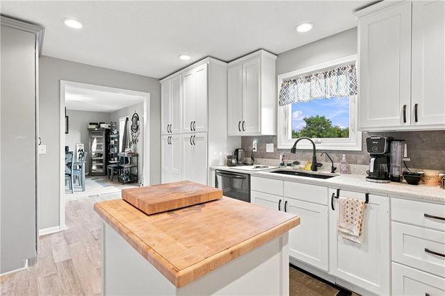 20193 Linwood Road, Linwood, KS 66052