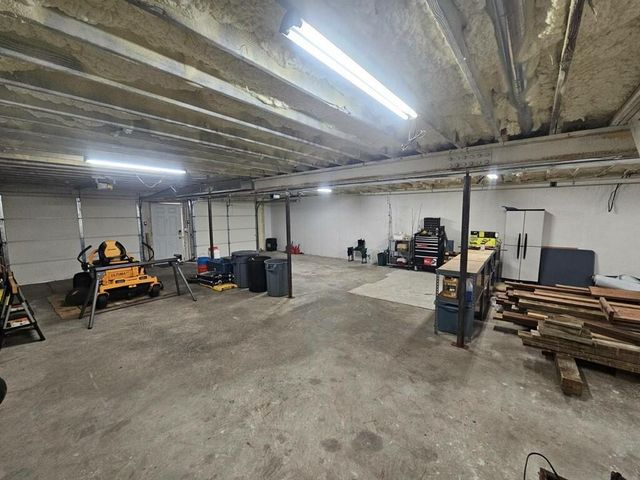 20193 Linwood Road, Linwood, KS 66052