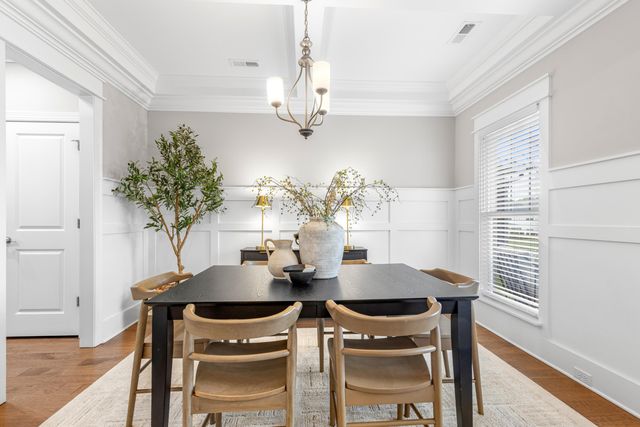 595 Deer Valley Dr, Hixson, TN 37343