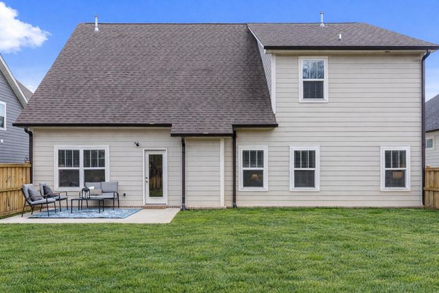 595 Deer Valley Dr, Hixson, TN 37343