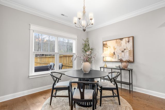 595 Deer Valley Dr, Hixson, TN 37343