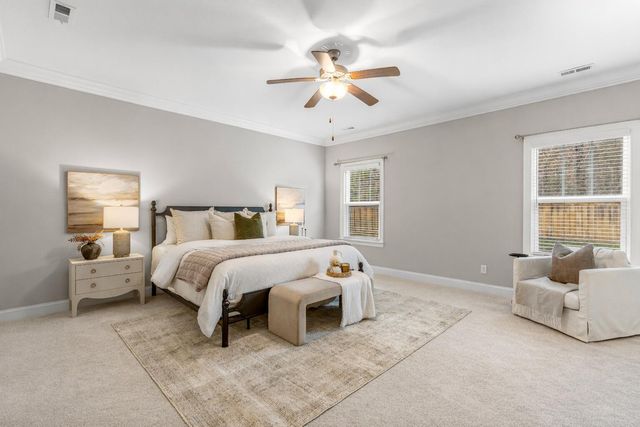 595 Deer Valley Dr, Hixson, TN 37343