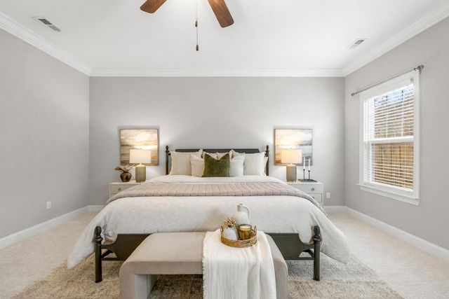 595 Deer Valley Dr, Hixson, TN 37343