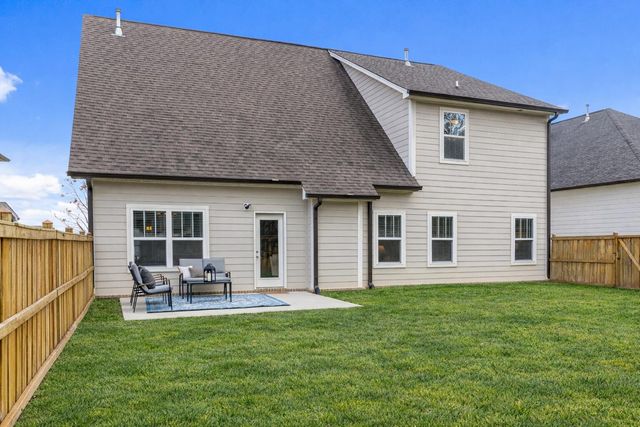 595 Deer Valley Dr, Hixson, TN 37343