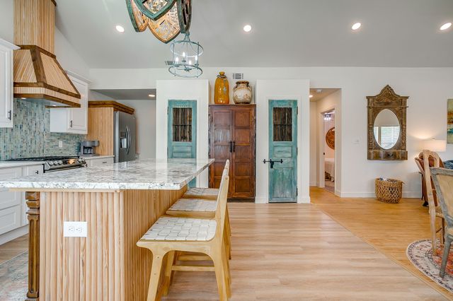 508 S Elm Street, Weatherford, TX 76086