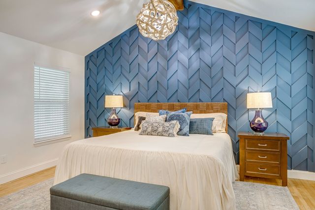 508 S Elm Street, Weatherford, TX 76086