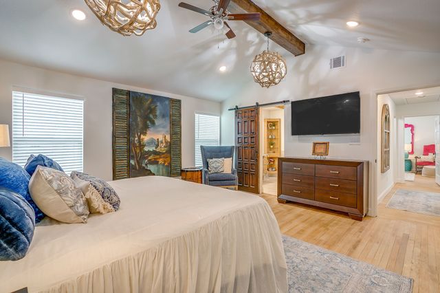 508 S Elm Street, Weatherford, TX 76086