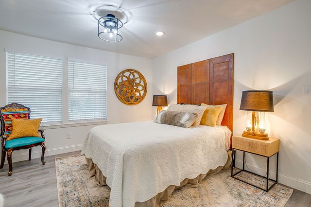 508 S Elm Street, Weatherford, TX 76086