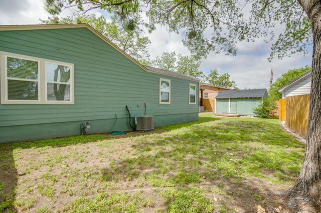508 S Elm Street, Weatherford, TX 76086