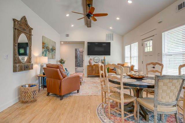 508 S Elm Street, Weatherford, TX 76086