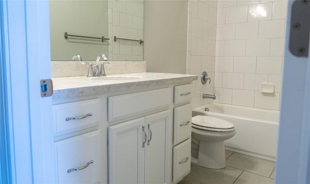 1011 LYCHEE COURT, Lake Mary, FL 32746