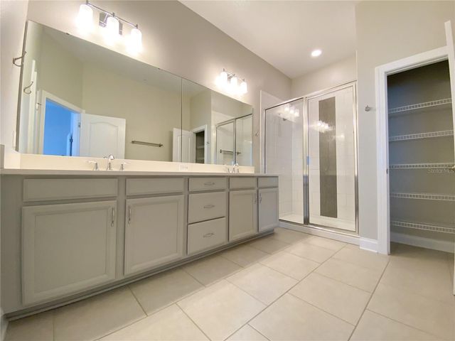 1011 LYCHEE COURT, Lake Mary, FL 32746