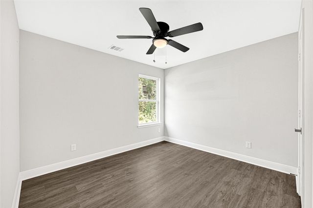 6024 Jackson Ln, Texas City, TX 77591