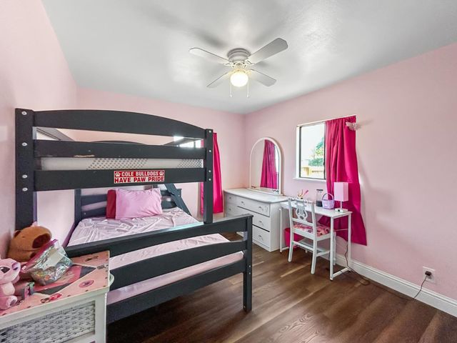 560 W Stuart Avenue, Clovis, CA 93612