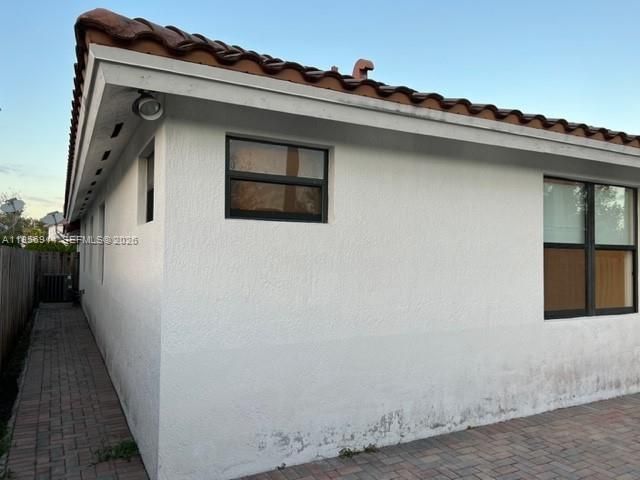 9952 NW 10th St 9952, Miami, FL 33172