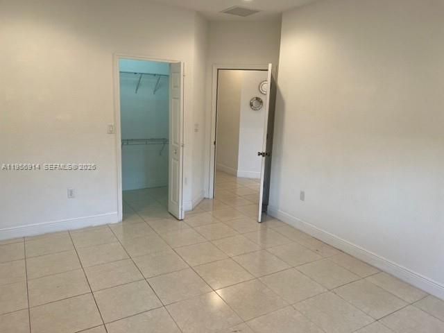 9952 NW 10th St 9952, Miami, FL 33172