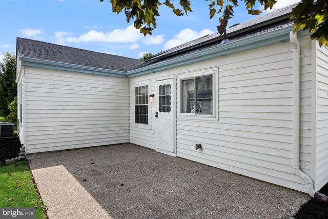 1 WESTMINSTER DR S, Southampton Twp, NJ 08088