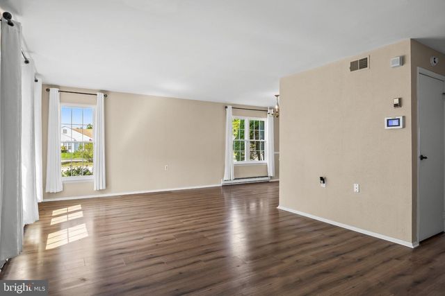 1 WESTMINSTER DR S, Southampton Twp, NJ 08088