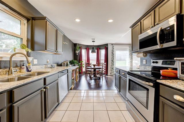 10312 NW 45th Street, Yukon, OK 73099