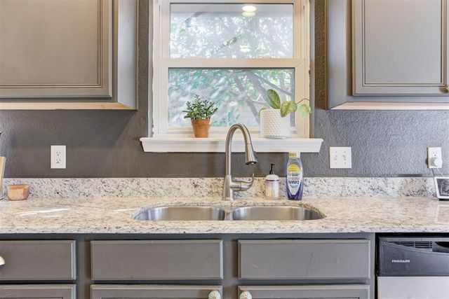 10312 NW 45th Street, Yukon, OK 73099